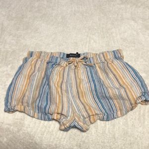 Linen Reformation Shorts